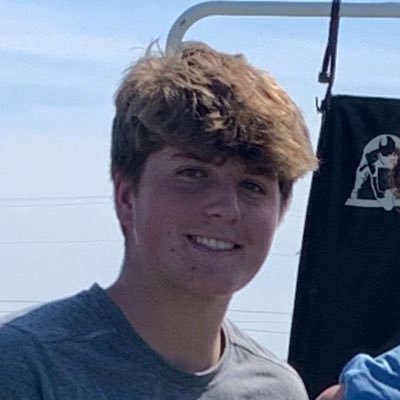 Lake Travis Football | 2025 | TE/LS | 6’2” | 235 | 3.9 GPA   NCAA ID: 2402218441