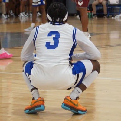 Tashaun Cowan, 2026, Point Guard, 5’5, 131 Lbs, Kipp Pride Highschool, AAU - Carolina United 17u (jersey #5) Contact info - shauncowan07@gmail.com #GodFirst🙏🏽