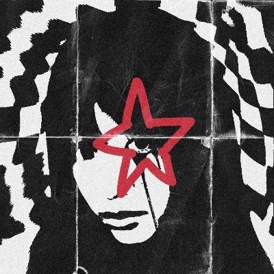 MeineLeive's profile picture. #1 heathers fan - 11/25/05 / 19 Biology major :3