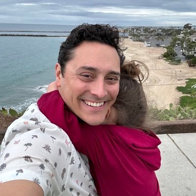 Dad. Value to layer 0. universal basic dignity. exponential tech/futurist/cooperationMAXI. Chief Impact Officer. Founder Erdös:1-1. @mnblockchain @prblockchain1