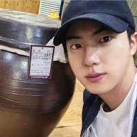 seokjinnie honey pot(@supervjin) 's Twitter Profile Photo