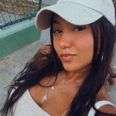 Micaa_sousa's profile picture. 