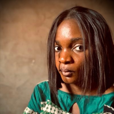 lynda74421's profile picture. 