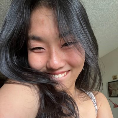 cherublina's profile picture. (｡･ω･｡) | she/her