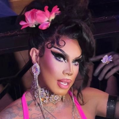 Mother of HAUS of befierce 
Star of Dragula titans