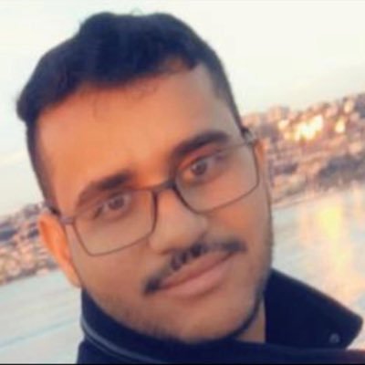ما تحتاج تكون خبير، وما تحتاج رأس مال كل اللي تحتاجه شخص يمسك يدك ويدلّك عالطريق أنا أشاركك تجربتي وأعلّمك كيف تبدأ مشروعك وتحقق دخل شهري من بيتك