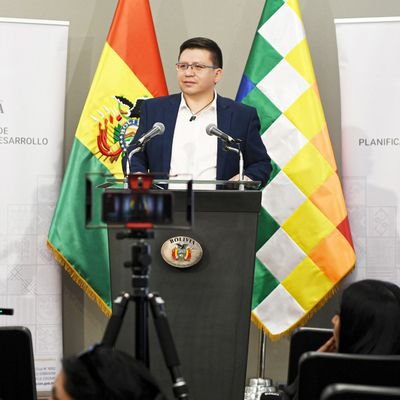 Padre de familia, #economista y Ministro de Planificación del Desarrollo del Estado Plurinacional de Bolivia 🇧🇴.