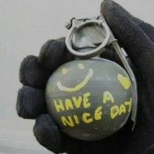 toxxxxxxins's profile picture. go big or go home