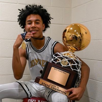 Midwest City High School 🏆State Champion Oklahoma   Student Athlete-Basketball-(Class of 2025) https://t.co/InLjqF9360