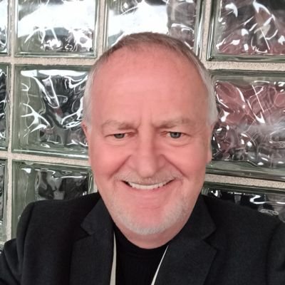 Gay male, retired, Star Trek, Sci-Fi, avid movie collector. Trump HATER! England bound! He/him. RN,MSN