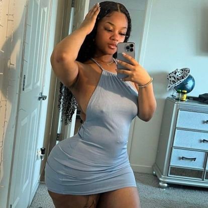 Bare wit me💋Message me For FaceTime Calls & to purchase my Contents💦,I’m available Incall/outcall🍑