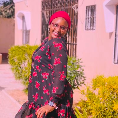 Yama💕
📍🇬🇲Proud Muslim 🥰
Allah first 😊
I am not lazy, I'm  on energy saving mode😌
Blessed 💅🏻😘
Sagittarius ♐️ 
Priotize yourself 🦋❤️