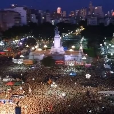 Del lado de los necesitados,de los q no tienen un plato de comida,de nuestros mayores,de los q necesitan urgente medicamentos ontológicos ,siempre con el pueblo