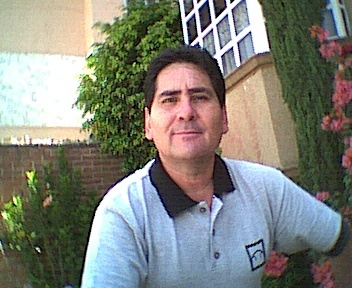 Egresado de I.P.N. en Comunicaciones y Electrónica y dedicado desde 1995 a todo lo relacionado con equipos electromecánicos y RENTA DE PLANTAS DE LUZ.