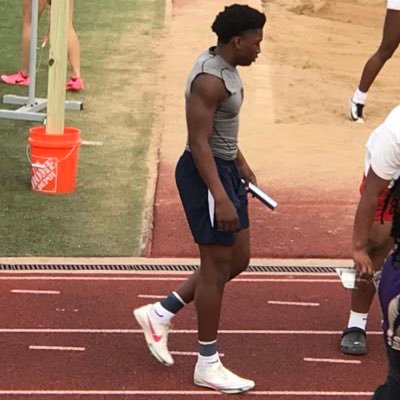 ‘27 RB/ATH || 5’9” 165lbs || Bench 240 || Squat 340 || Clean 225 || HC @GedKates || @RichLandHigh || NCAA ID# 2305900928 || Ph# 817-349-5155