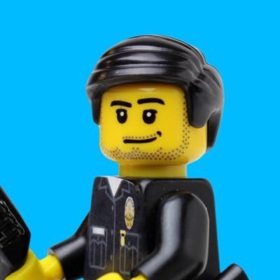 Custom LEGO Police since 2012! https://t.co/8hvbc9oysK