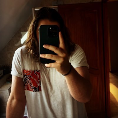 Be4rly's profile picture. 🇫🇷🏳️‍🌈 He/Him 🇺🇸 @sdsu Marine Biology Bachelor 🐡🐬🐳 • @Sorbonne_Univ_ Master’s Degree in Neurosciences 🧠