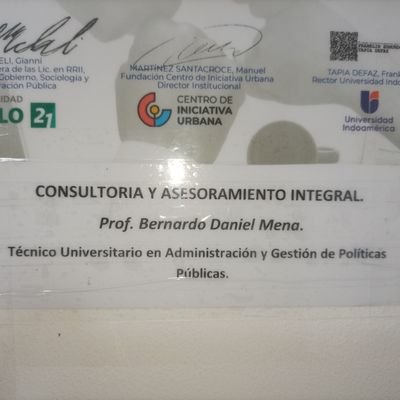 Docente. 
Tec. Universitario en Adm y Gestión de Políticas Públicas.