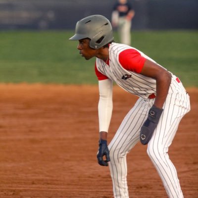 Sandy Creek HS 25’ | Team Elite 17u | 6’1” 170 | OF