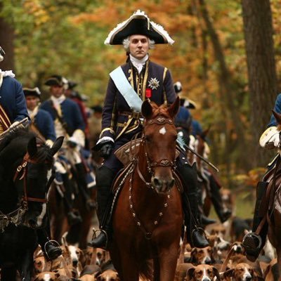 Chargé de communication 👨🏻‍💻 | Cavalier passionné, devenu épris de vénerie 🐴📯🦌 | God is monarchist ⚜️🇫🇷