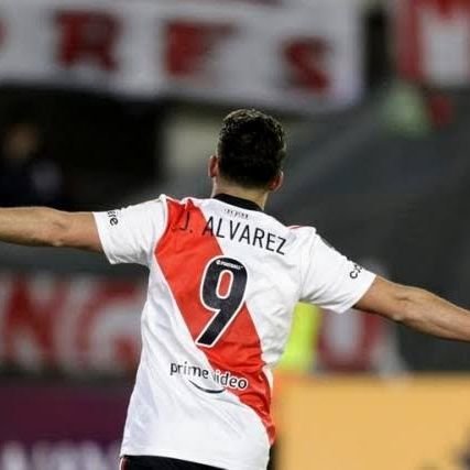 Club Atlético River Plate.
Alexia Putellas como religión.