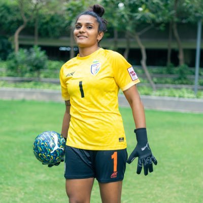 GK ⚽️🧤@indianfootball | Founder @SheKicksFA | Aditi Chauhan Foundation | Expert analyst & commentator 🎙 | MSc Sports Mgmnt @lborouniversity