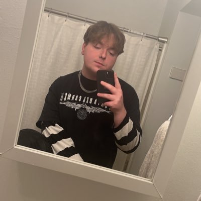 jake8358's profile picture. 24