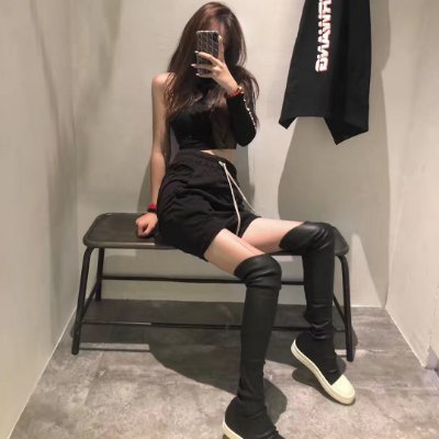 samar3938's profile picture. Break away from the shackles of the world and reawaken the wild and unruly melodies from hibernation. Yearning for beautiful scenery and the purest freedom of🌏