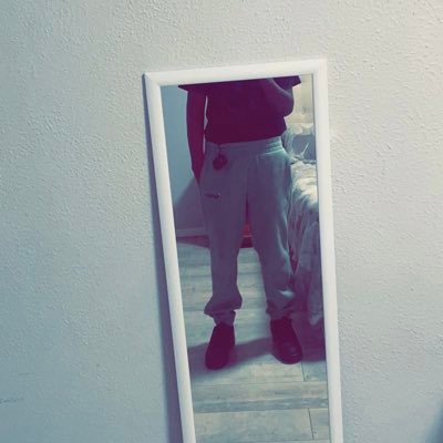 In this life, I just want to be happy and have money! Many things nor really concern me🥴