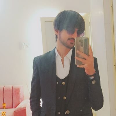 dev_bavarva's profile picture. Making the miracle happen.