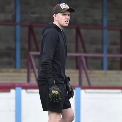 STFC 🔴⚪️ / GK Coach for @RWBTFC Women 🧤