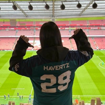 好きなものを誰かと語りたい垢✌🏻主に @Arsenal / 乃木坂46 / その他固定にて