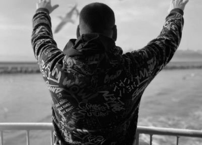 hussainalnefaie's profile picture. ‏مملكة البحرين 
‏اللهم لك الحمد حمدا كثيرا