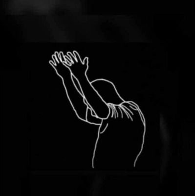 heisFrank12's profile picture. Online