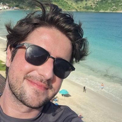 Jornalista apaixonado por cinema, rock e cruzeirense. https://t.co/QLXoSrvbFj