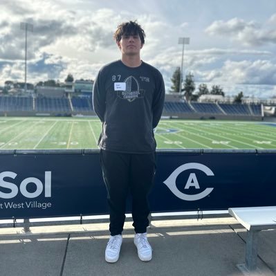 TE,H Back/ATH 6’1 225 Notre Dame HighSchool c’o 2025 3.5 GPA