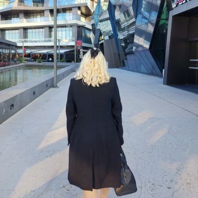 Algoritma777's profile picture. Mesleğine aşık bir öğretmen 👩‍🏫

Birinin iyiye inanma sebebi ol.✨