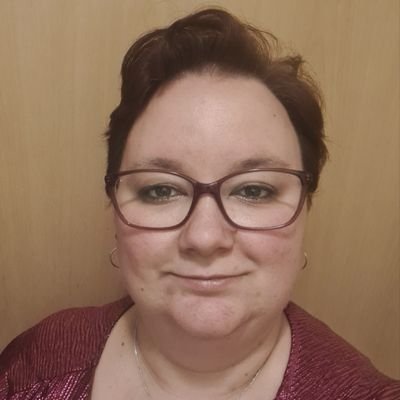 marvelinasworld's profile picture. 🤪🦹🏻💅🏼🧶🐶🌈🍒🥞🧁🎧🎮🏖🎀💻🎞🩺📖 gamer, writer, dreamer, dog mum, superhero... sind wir doch alle irgendwie... superhelden...