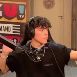 LadyAcosta53925's profile picture. 