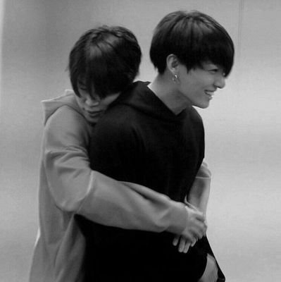 hobrigada's profile picture. Only Army ♤ fan account

Perfil para postar aus