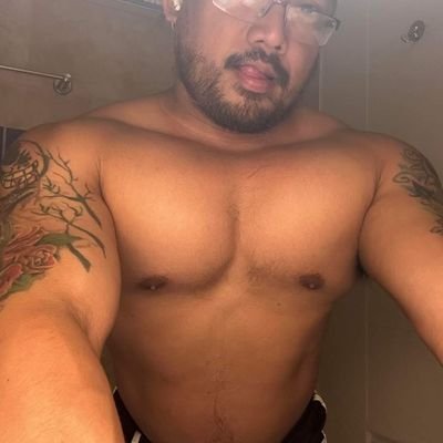 Massage Therapist  
/kantot creator @zairon22 telegram subscribe
open for collab and making adult video more of bear chubby massage sensual content
