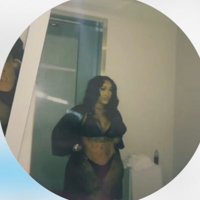 hanalay_'s profile picture. classy never trashy 💅🏼