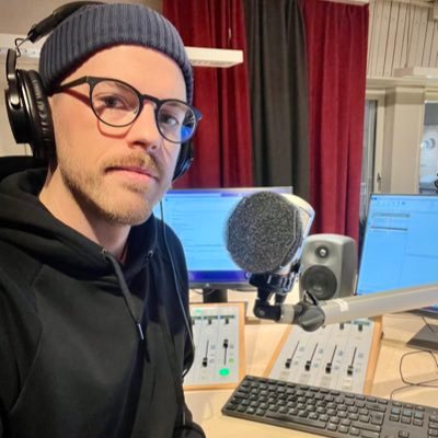 Småbarnspappa. Lättskadad löpare. Radioreporter för P4 Västerbotten. Tipsa: jonatan.stalhos@sverigesradio.se