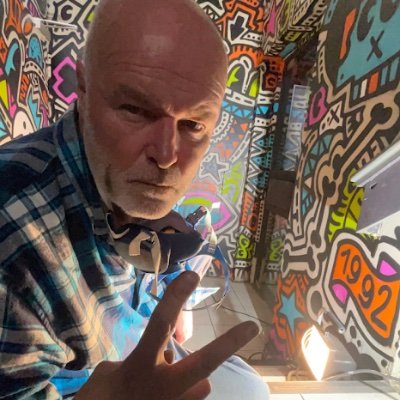 ottograph, amsterdam, a large-scale muralist, has been painting since the age of ten. clients:Greenpeace, Tommy Hilfiger, Nike, Mars, Ford, and Mercedes 😀😀