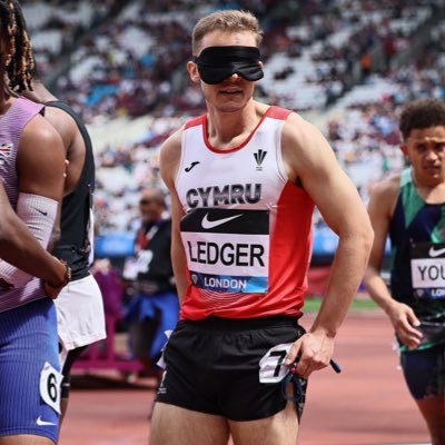 Commonwealth Games 2018 - T11 100m Sprinter 🏃 @dsw_news | Sport Massage Therapist | IG - jamesledger93 📷