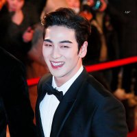동호러브🎾🌡🛗 (@vatelas3523) 's Twitter Profile