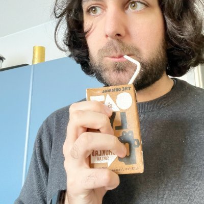 somwhatparanoid's profile picture. Aimer, rêver, pleurer