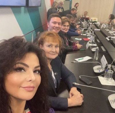 MartinnsRe65246's profile picture. Work at account auditor at cintrust Reserve Bank New York USA 🇺🇸
went to university of United State Los, Angeles California .
ACCOUNT AUDITOR