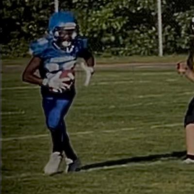 ‘27 (CNS JH) (QB/SLT WR/RB) Hollywood🔛🔝   every time I play it’s a show or a movie so u better have that soda and popcorn ready🎥🎬