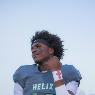 AG2G| 6’1 180lbs| QB| Helix high school | 40 dash 4.48| GPA 3.5| 2026 triple sport ath 🏈🏀🏃🏿‍♂️Leenorman303@gmail.com